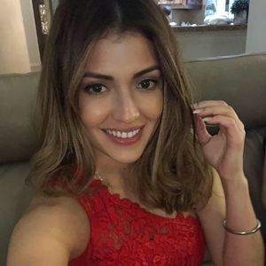 Meet your Posher, Desiree